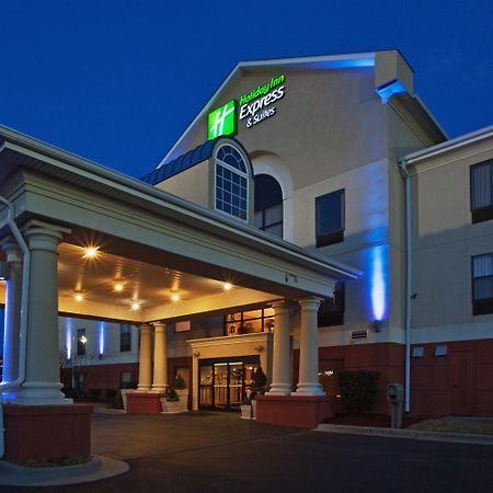 Holiday Inn Express Hotel & Suites Laurinburg By Ihg Eksteriør billede