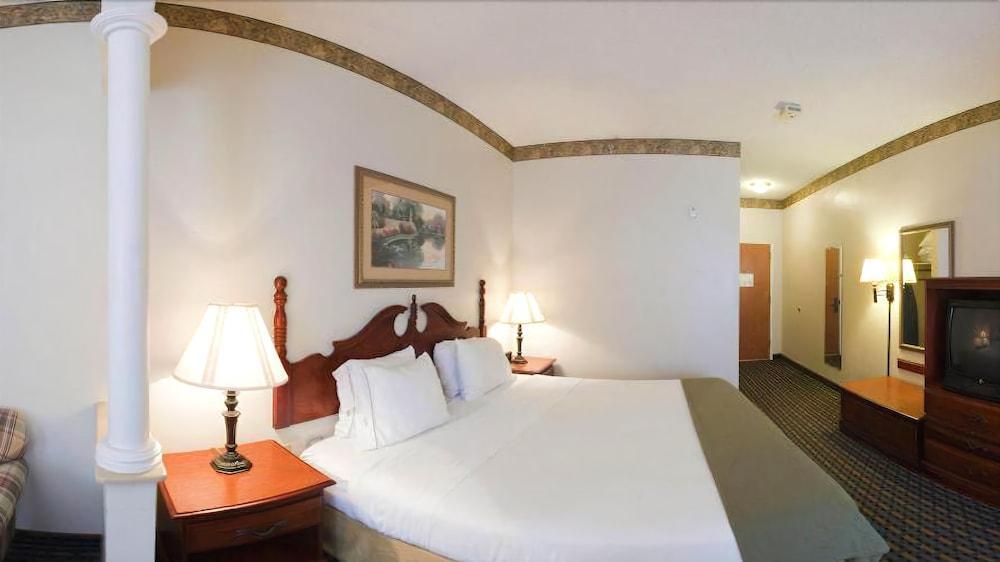 Holiday Inn Express Hotel & Suites Laurinburg By Ihg Eksteriør billede