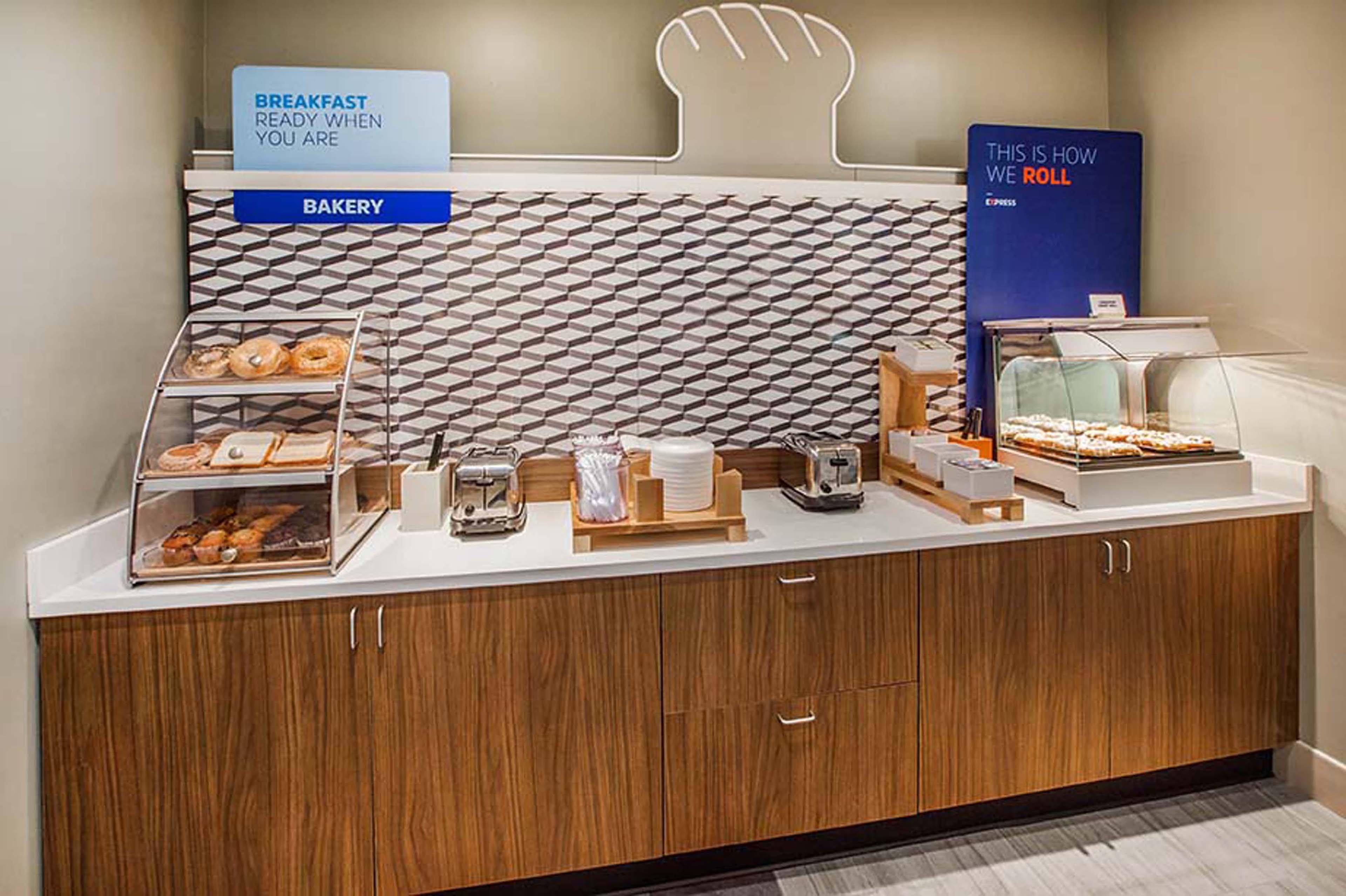 Holiday Inn Express Hotel & Suites Laurinburg By Ihg Eksteriør billede