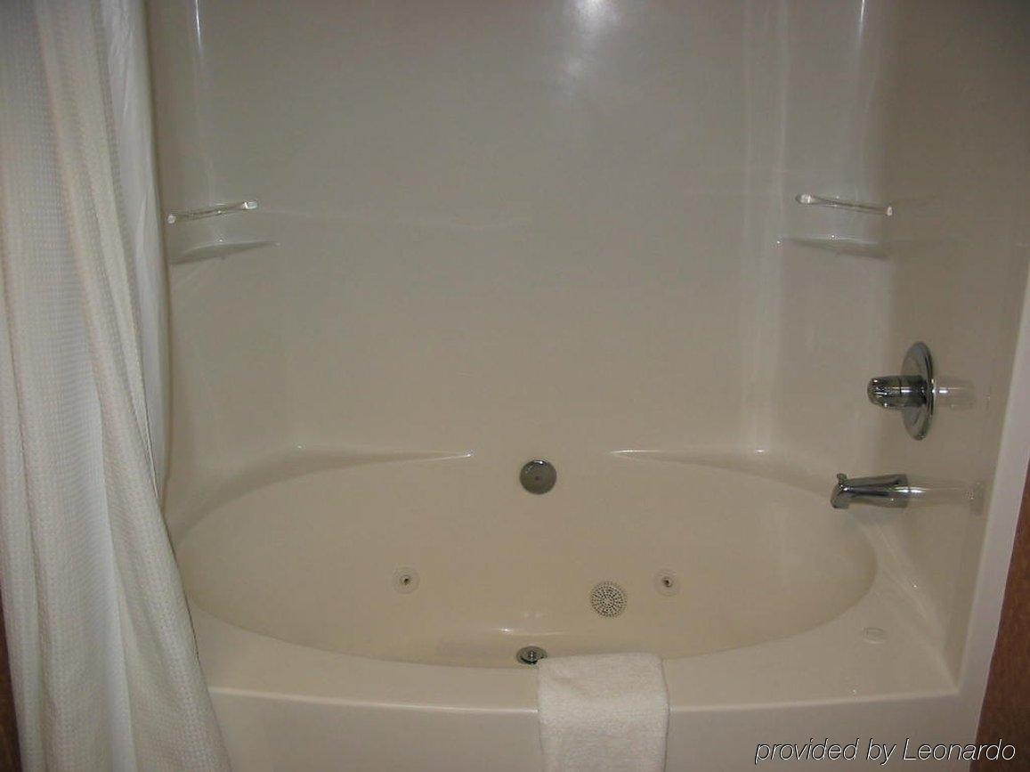 Holiday Inn Express Hotel & Suites Laurinburg By Ihg Værelse billede